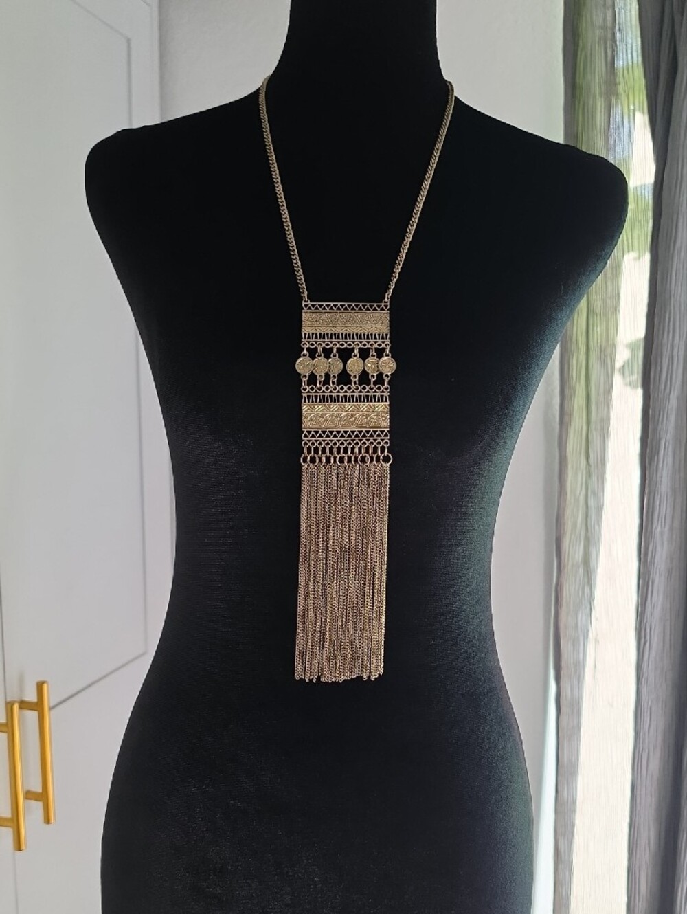 Gold Fringe Statement Necklace - Elegant Women Jewelry - Picture 2 of 8